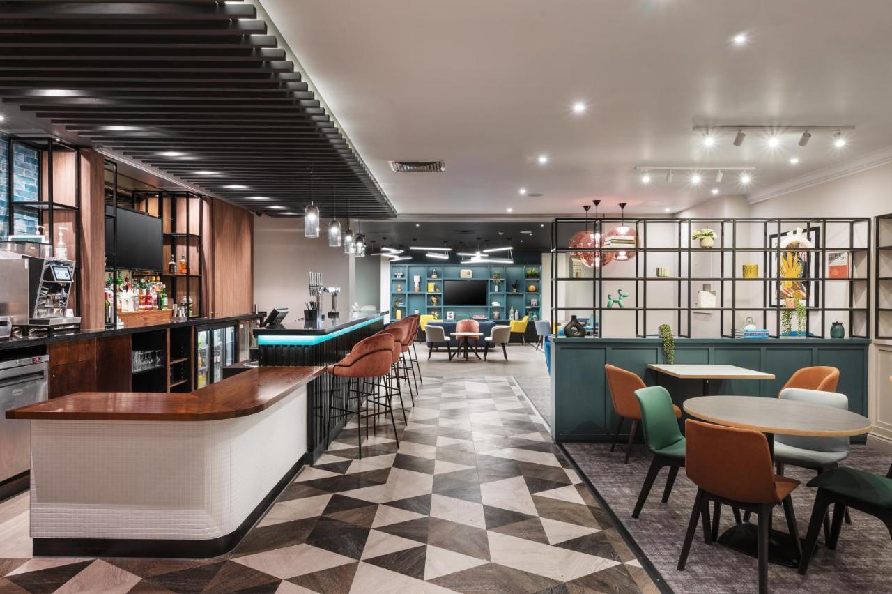 Holiday Inn Leeds-Wakefield M1 Jct40 By Ihg Exteriör bild